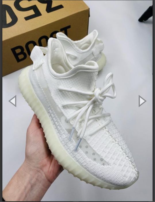 Кросівки Adidas Yeezy Boost 350, білі, нові, розмір 39-40 26см устілка