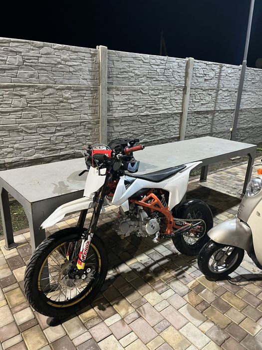 ПРОДАМ geon 125 x-ride 2021 мотард (новый мотор)