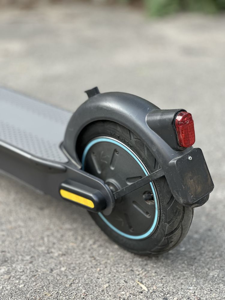 Ninebot max G30 d2