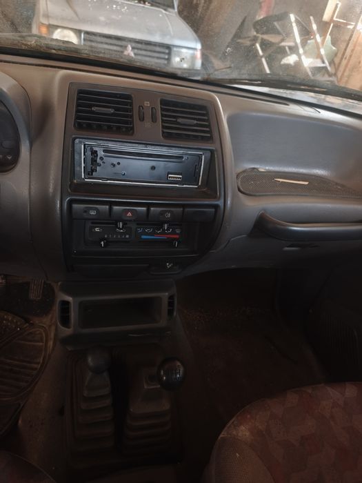 Ford Maverick / Nissan Terrano