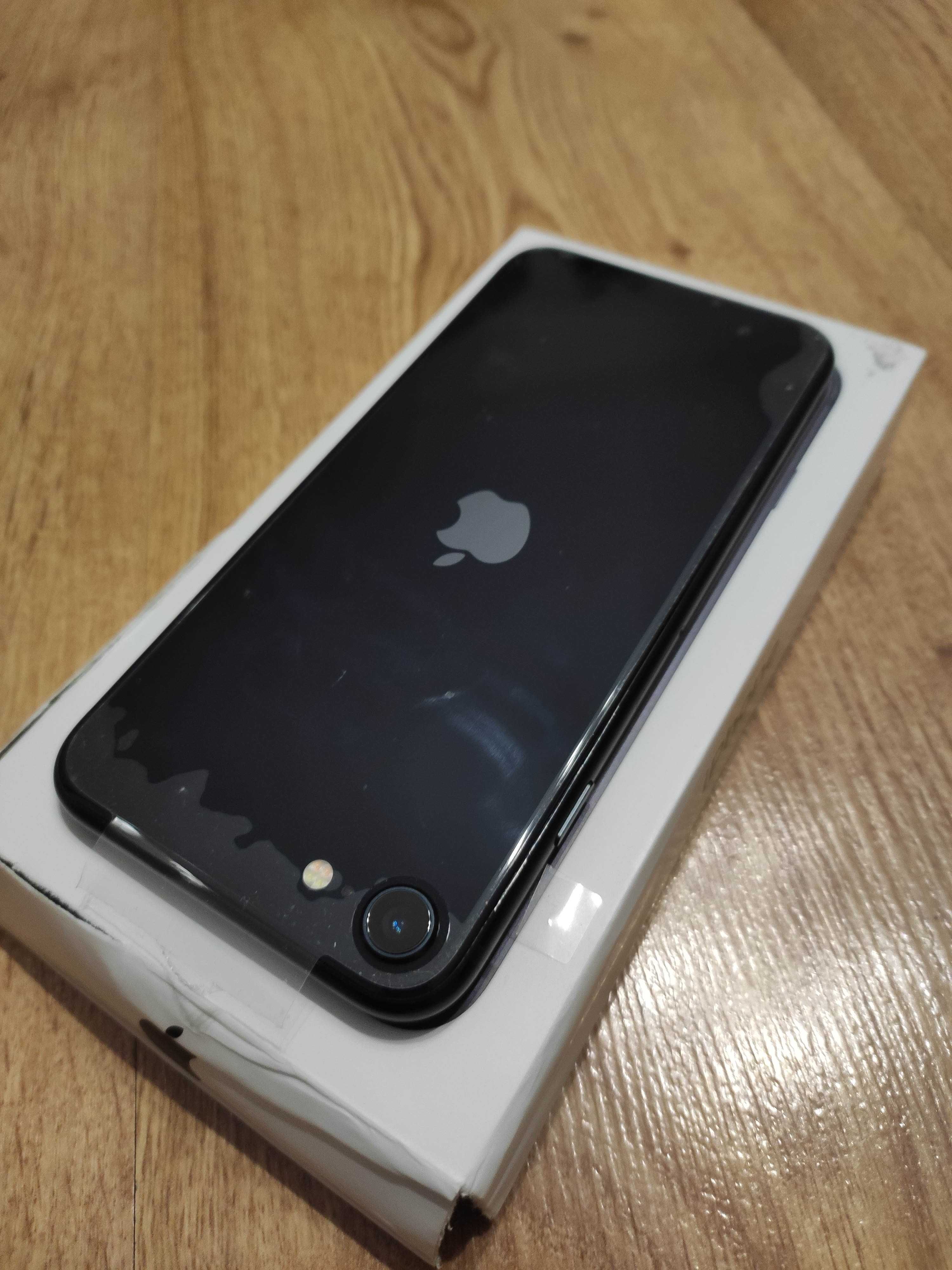 Apple iPhone SE (3 gen) 2022 64GB A2783 Midnight