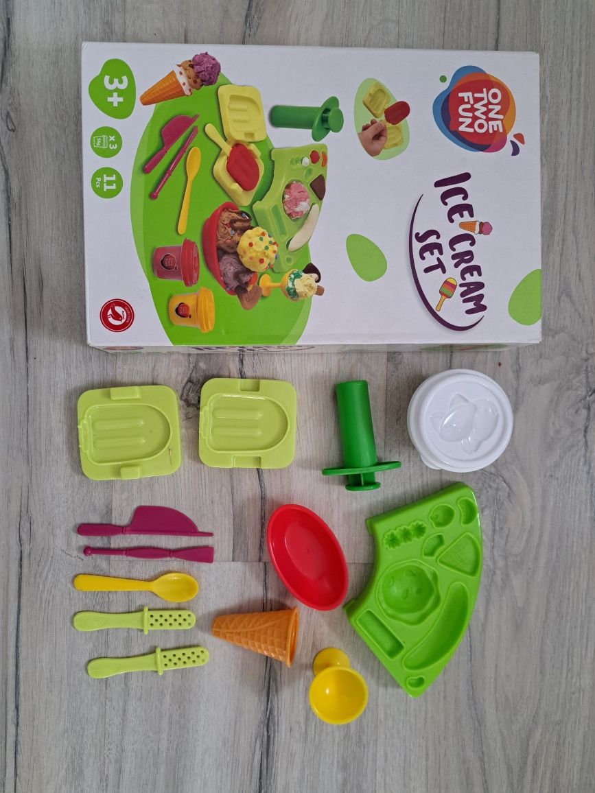 Zestaw foremek Ice Cream "play doh"