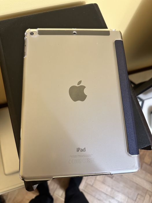 Ipad air 2 LTE 64 gb Neverlock+чехол Книжка/Батарея 94%