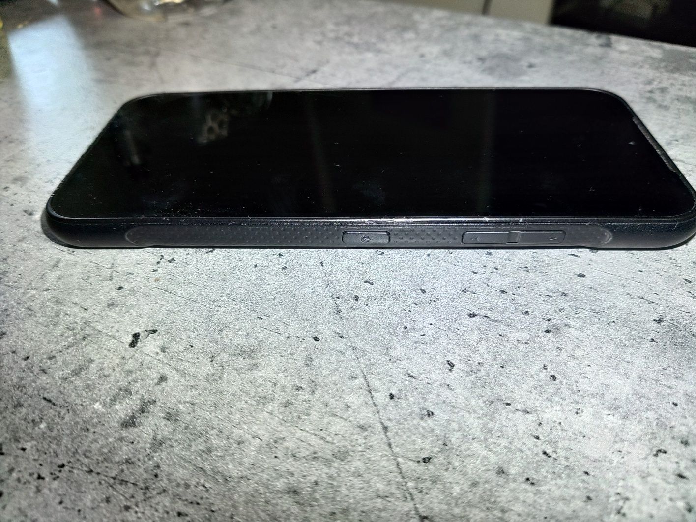 Kuocera Durasport 5G C6930 захищений телефон.