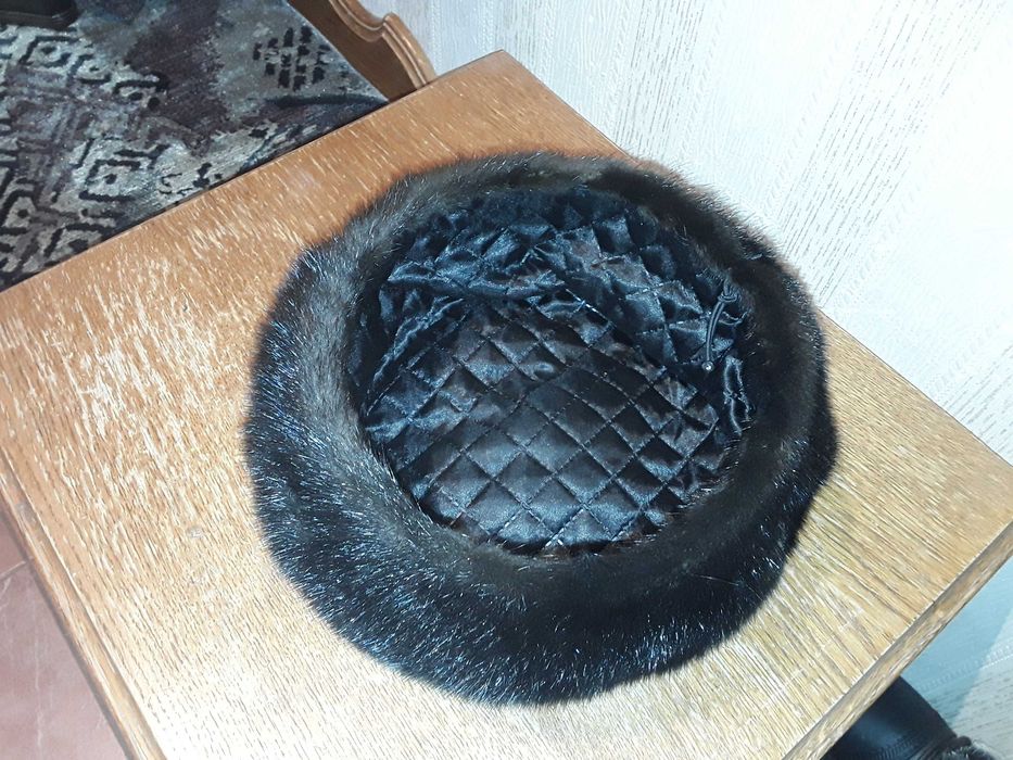 Берет женский из норки