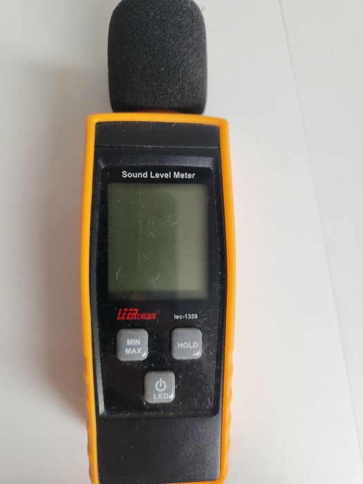 Miernik decybeli sonometr