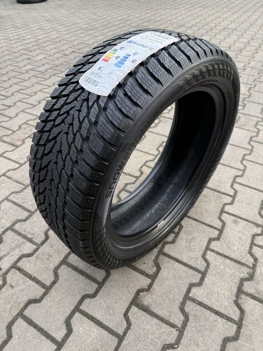 4xNokian SnowProof 1 225/50R18