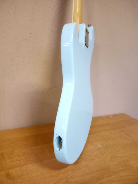 gitara elektryczna korpus z gryfem przystawki saphir z elektroniką