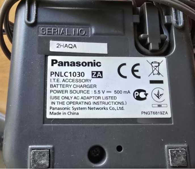 Telefon stacjonarny ZESTAW Panasonic KX-TG6711PD & PNLC1030