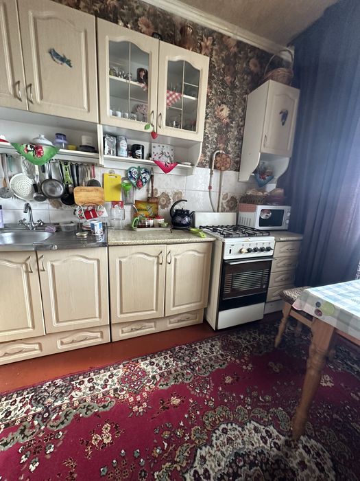 Оренда. Підселення для дівчини