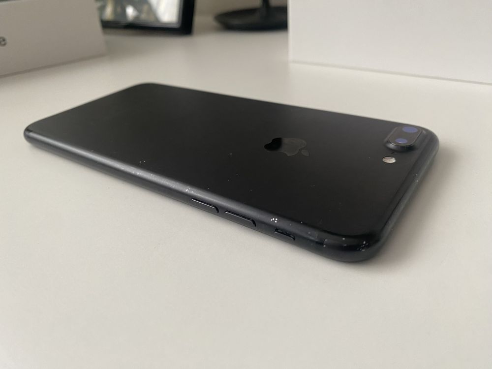 Iphone 7plus 32 gb czarny, nowa bateria