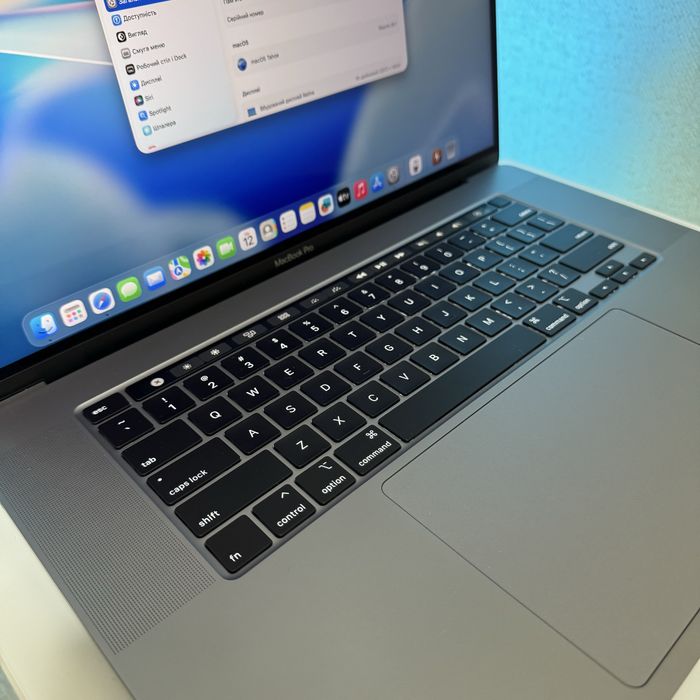 MacBook Pro 16 2020 i9 32gb 160 циклів