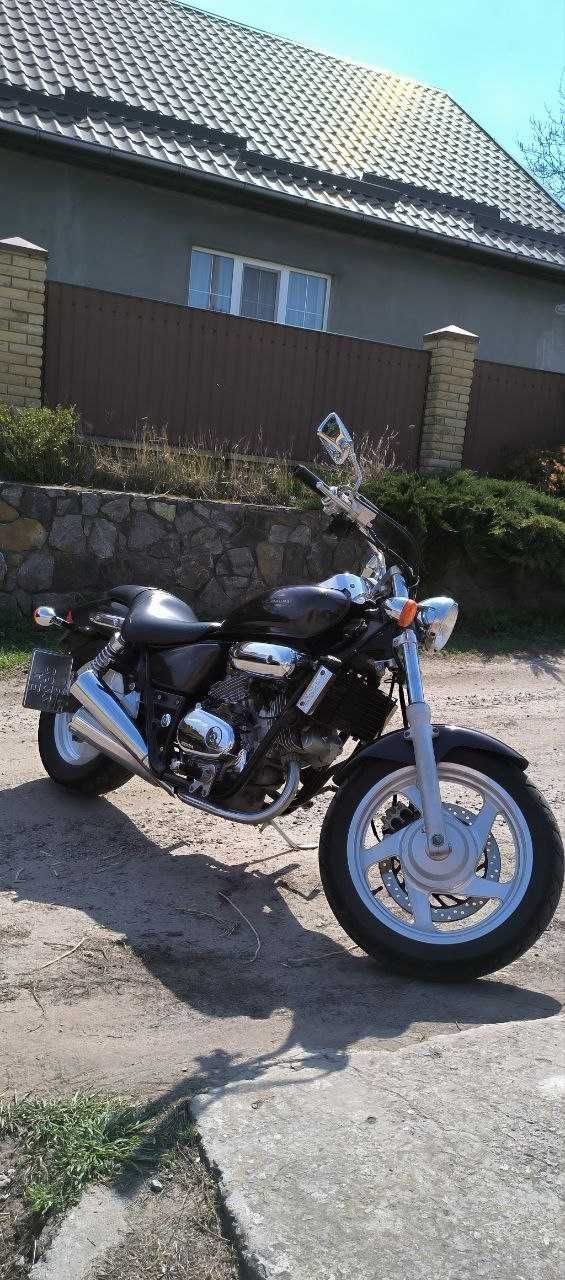 Продам Хонда магна 250 кубов Honda magna