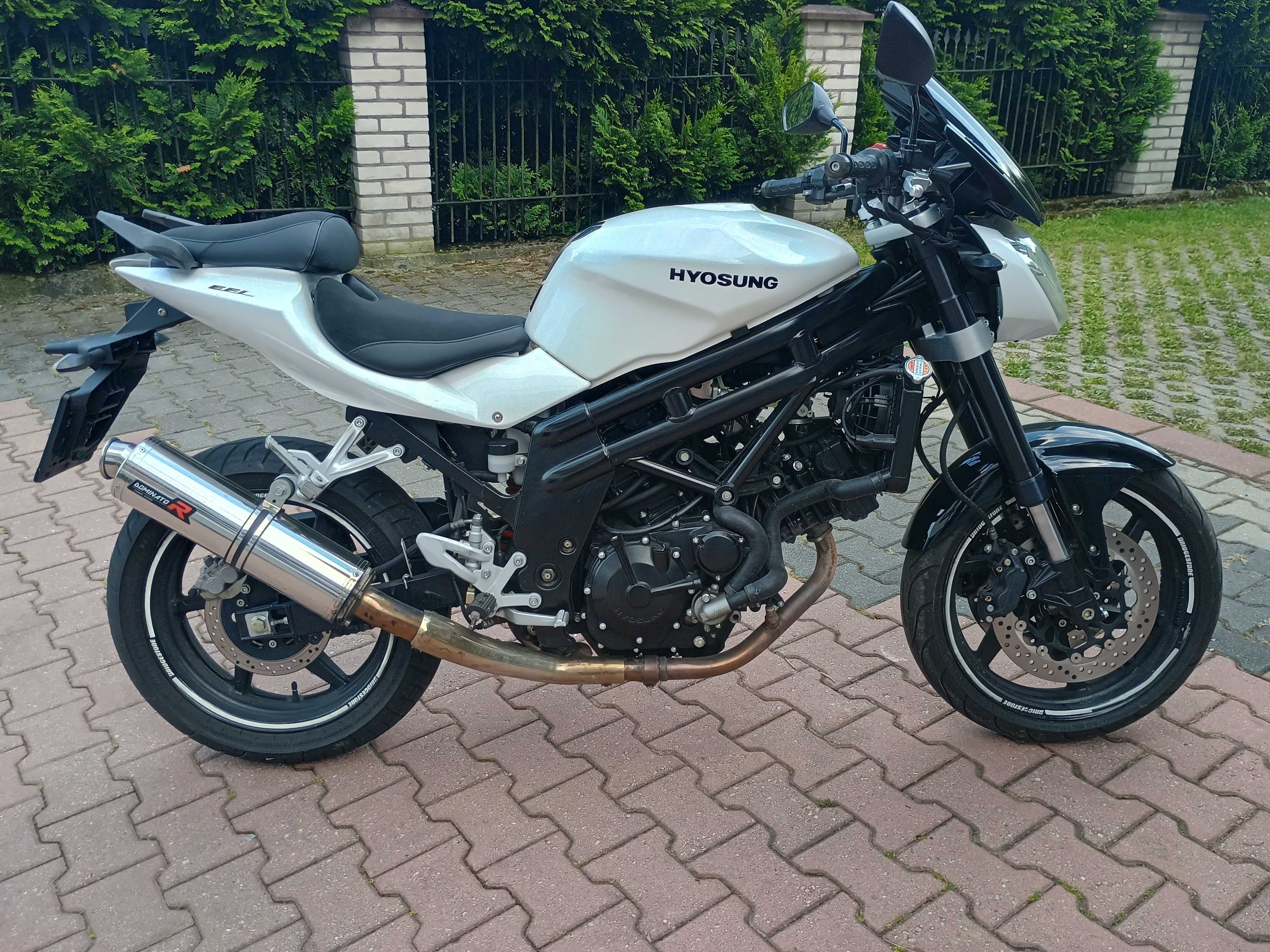 Hyosung.  GT 650