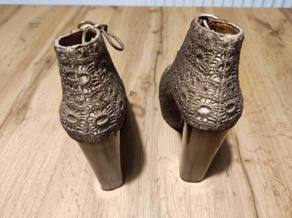 Włoskie buty 38 Cinti