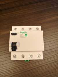 Новий УЗО Schneider-Electric Easy 9 EZ9R64440