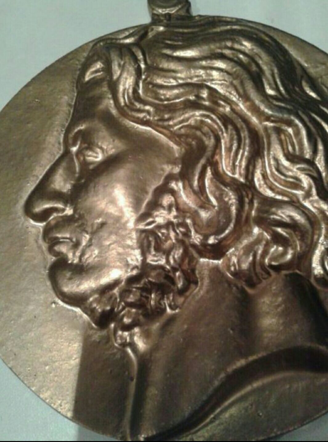 Mickiewicz odlew medalion metaloplastyka