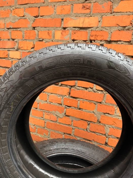 Nokian Hakkapeliitta 5 235/60 R18