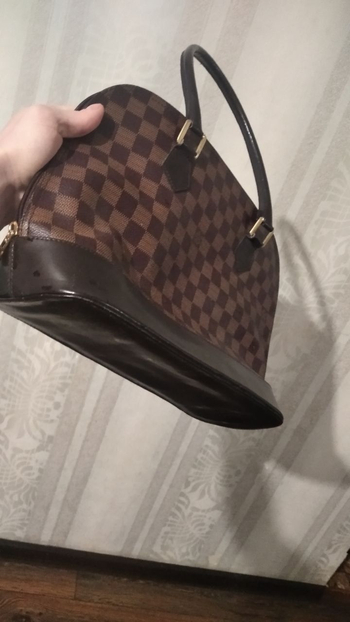 Сумка Louis Vuitton