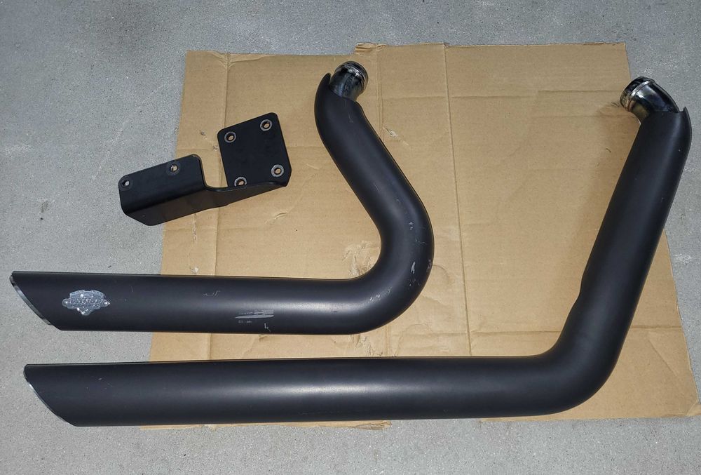 Harley Davidson Softail M8 Vance Hines wydech tłumik