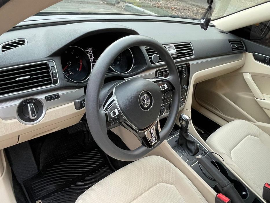 Продам Фольцваген Пасат В 8