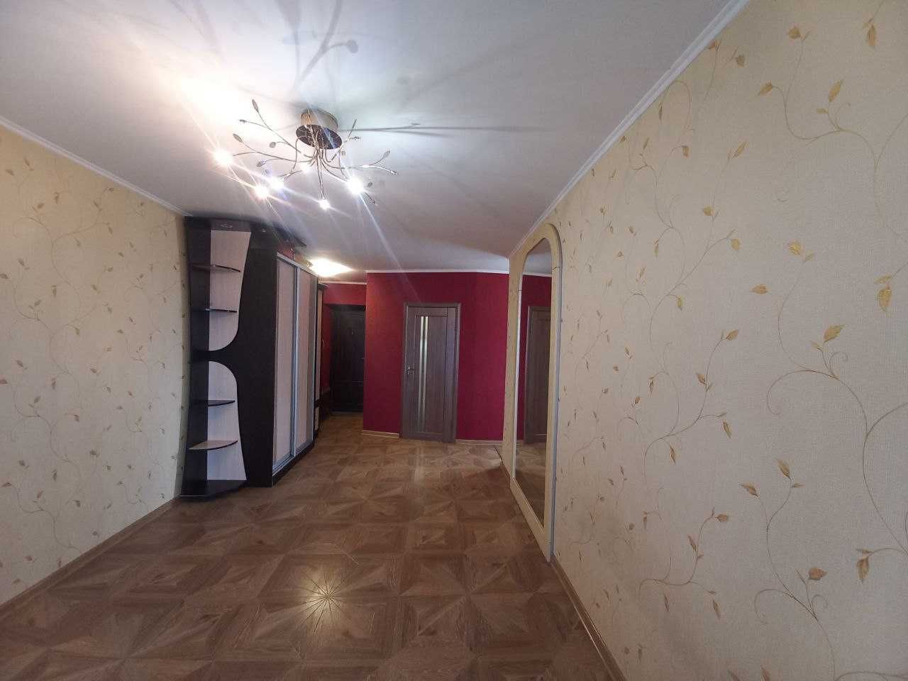 Продаж двокімнатної квартири по вул Шекінська
