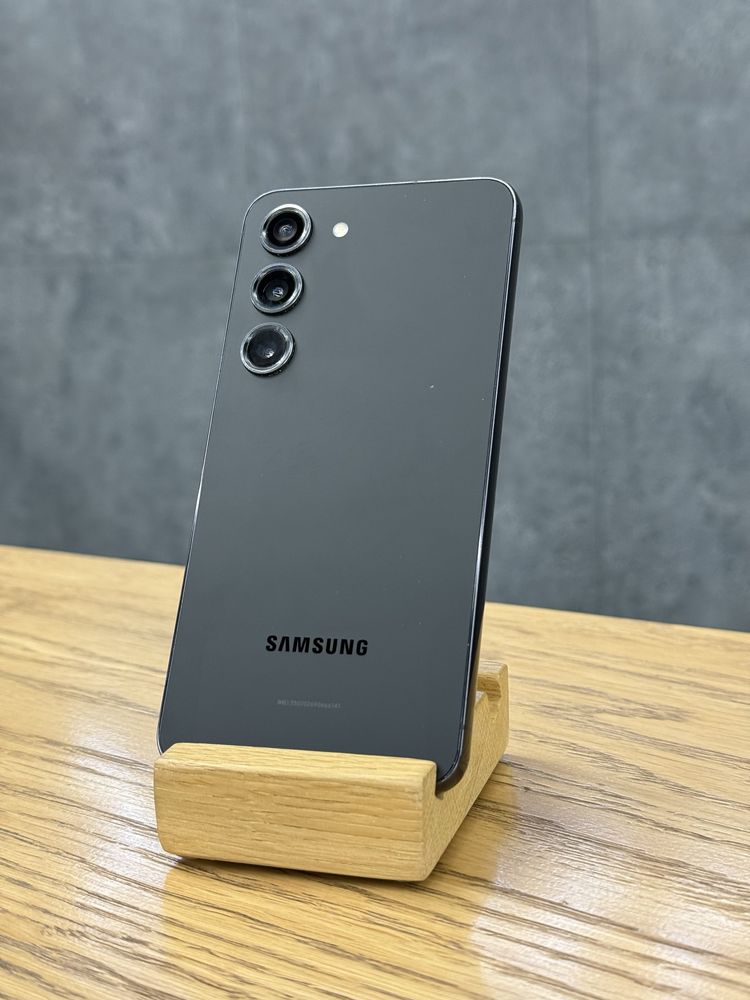 Used Samsung galaxy s23 у Ябко Кривий Ріг, ТРК “Сонячна Галерея”