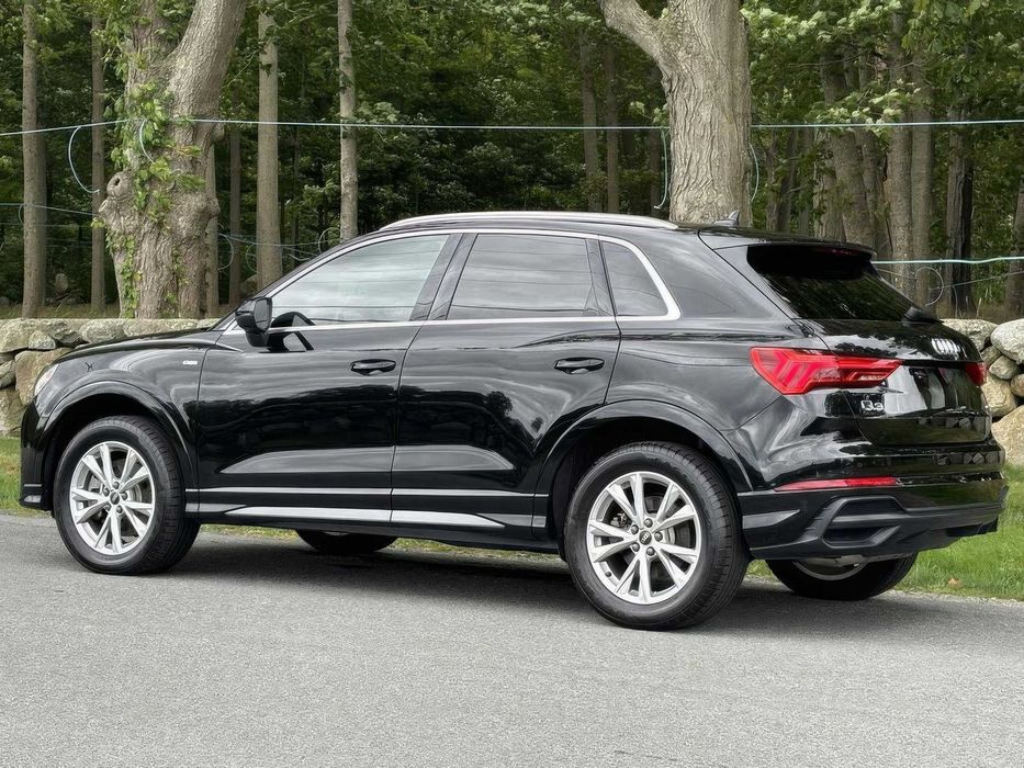Audi Q3 quattro Premium Plus S Line      2022