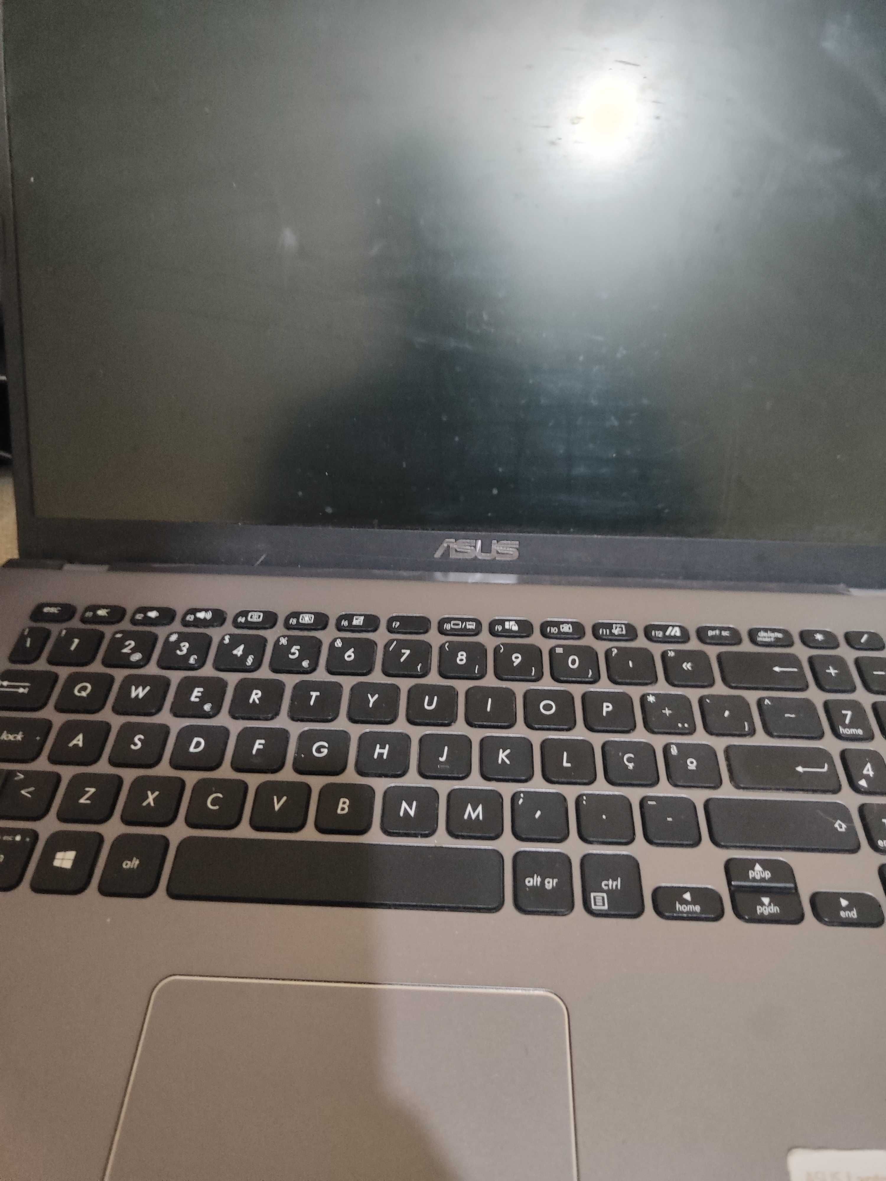 Portátil ASUS laptop