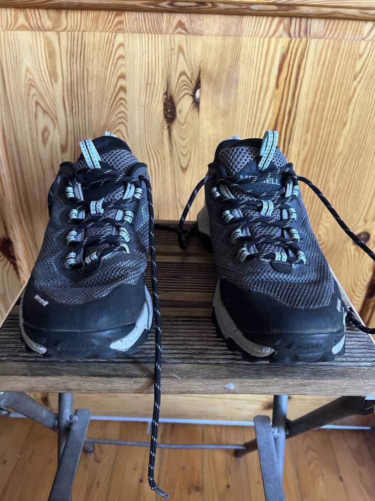 Sprzedam buty firmy Merrell Speed Strike rozmiar 39 wkładka 26.0 cm