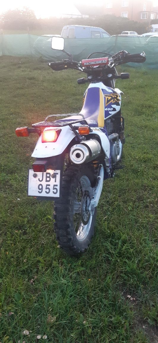 Suzuki dr 650 se