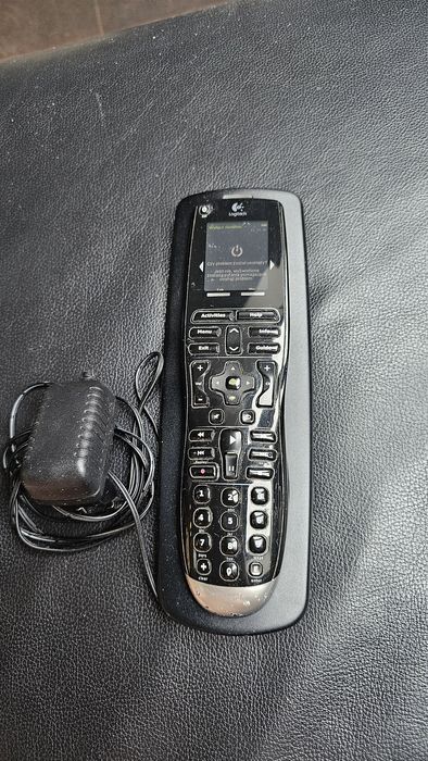 Pilot uniwersalny Logitech Harmony One czarny