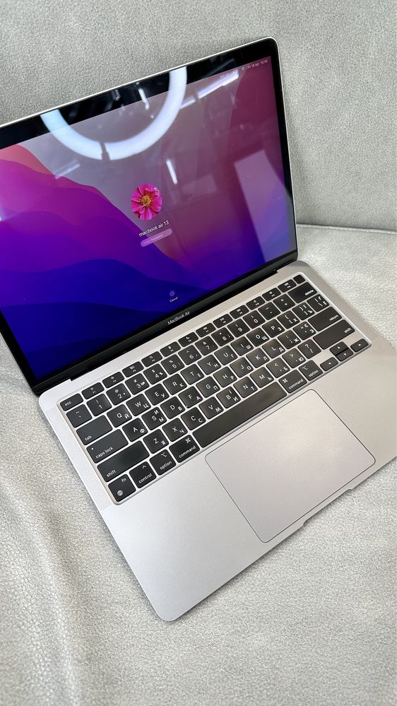 MacBook Air 13” 2020 M1 8/256 Gb Space Gray