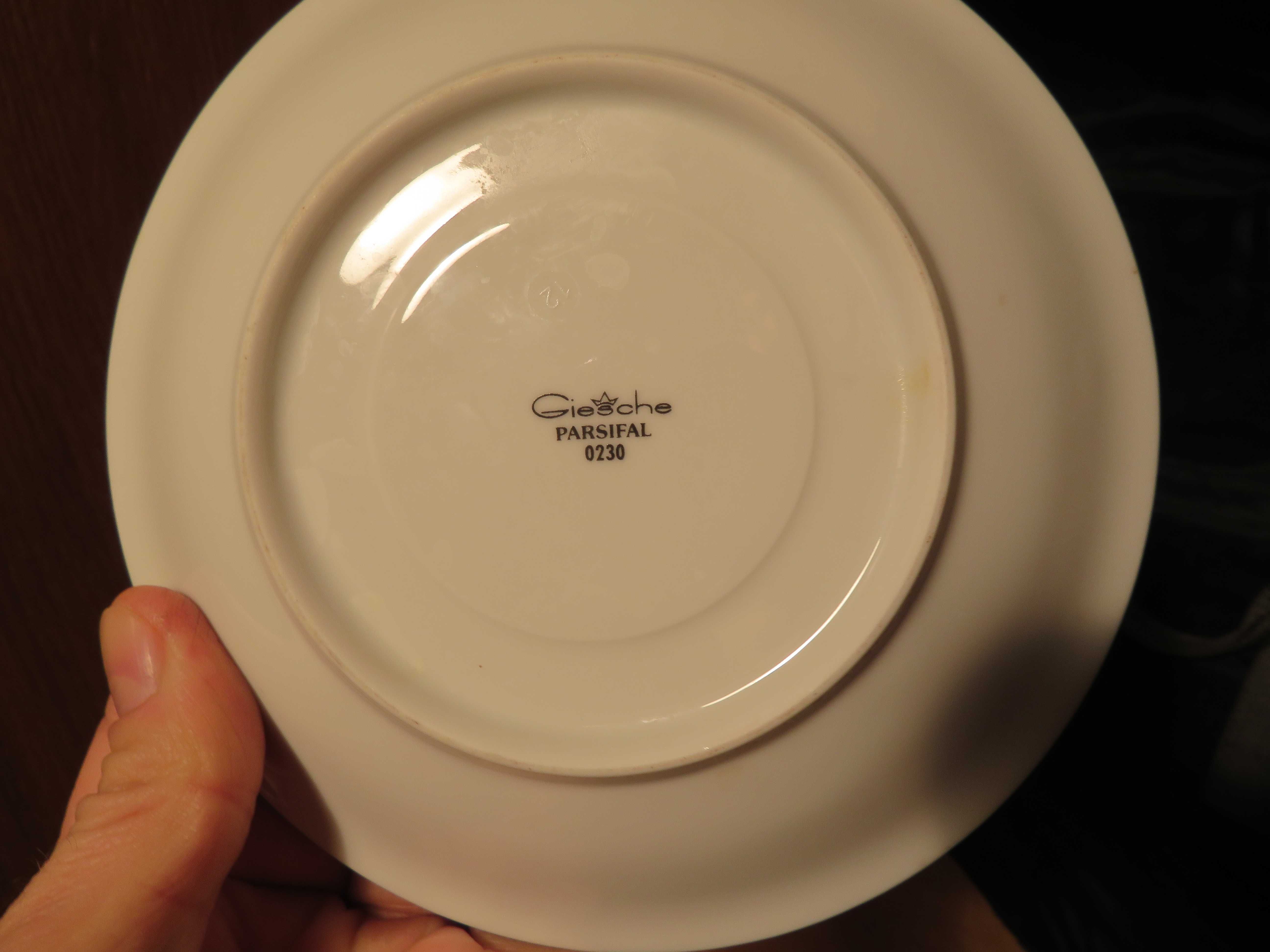 Porcelanowa zastawa stołowa Giesche Parsifal na 12 osób