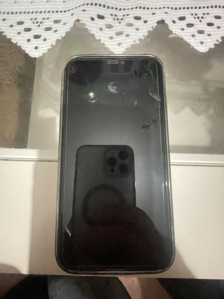 Ifone 11 128gb a funcionar bem 180euros
