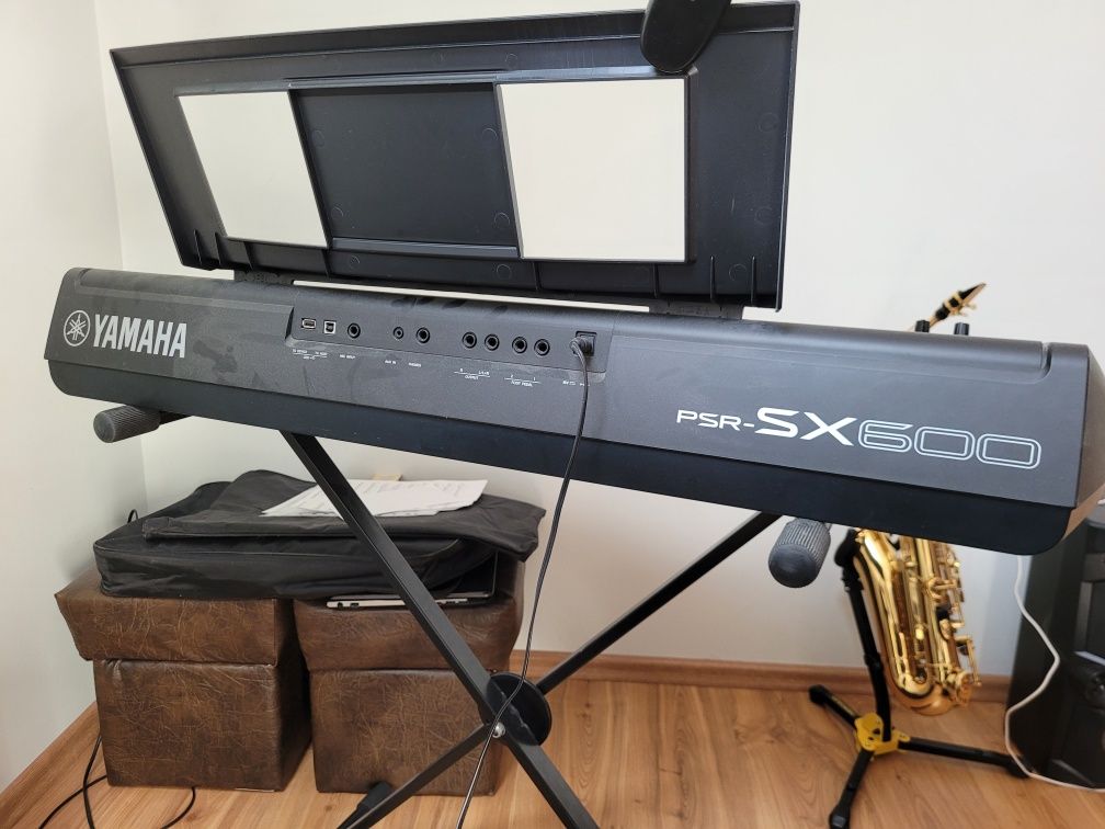 Keyboard Yamaha PSR-SX600