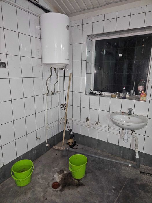 Продам Комерційну нерухомість з цехом