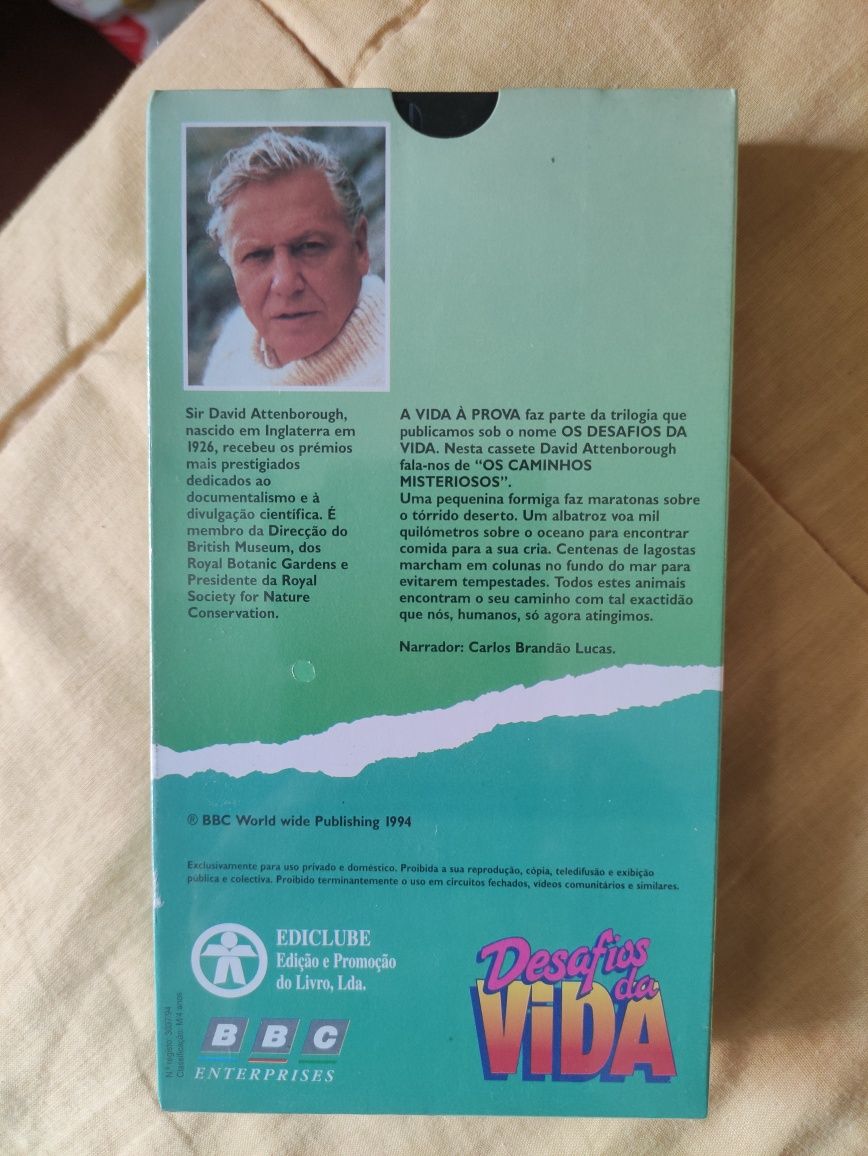 33 cassetes VHS sobre Desafios da Vida da BBC de Sir David Attenboroug