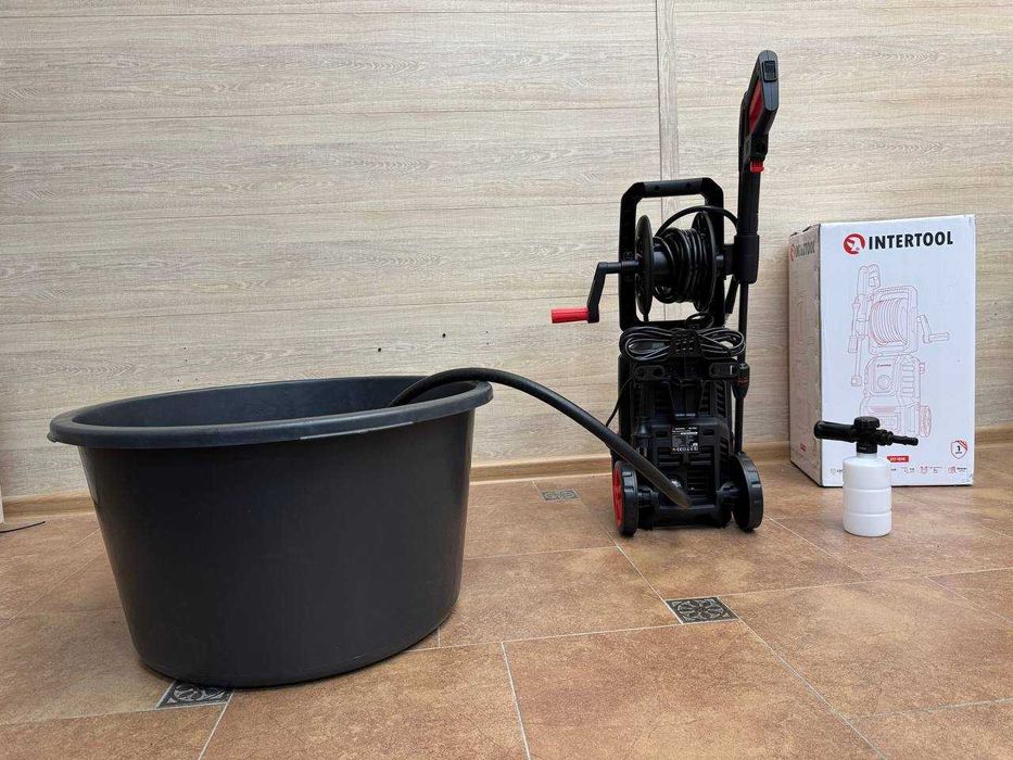 Мийка Високого тиску INTERTOOL Велика потужність, забір води з ємності