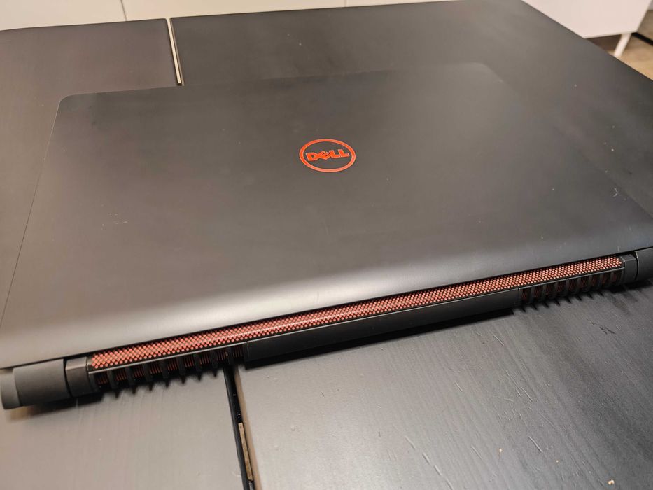 Laptop DELL Inspiron 7559- Intel i7 16GB SSD + SSHD GTX960 Windows 10