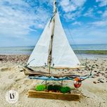 Driftwood | JACHT z drewna morskiego, prawdziwe żagle LUKI SZTUKI