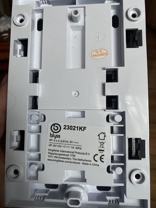 Dzwonek do drzwi na baterie lub transformator