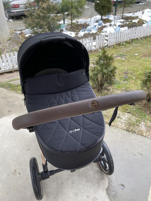 Cybex Priam 3в1+база для автокрісла, та аксесуари