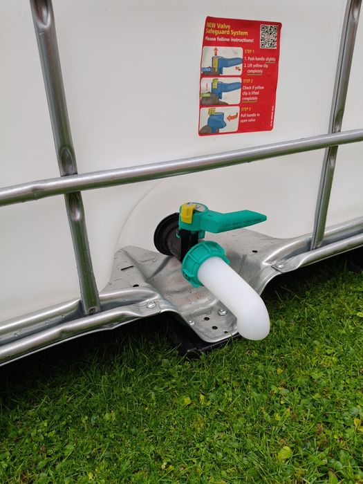 Mauser/ zbiornik 1000l.