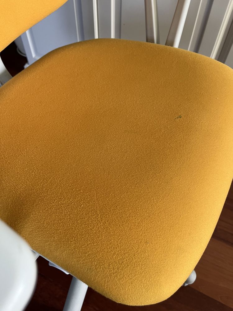 Krzesło SMART Nowy Styl do biurka dziecięce żółte