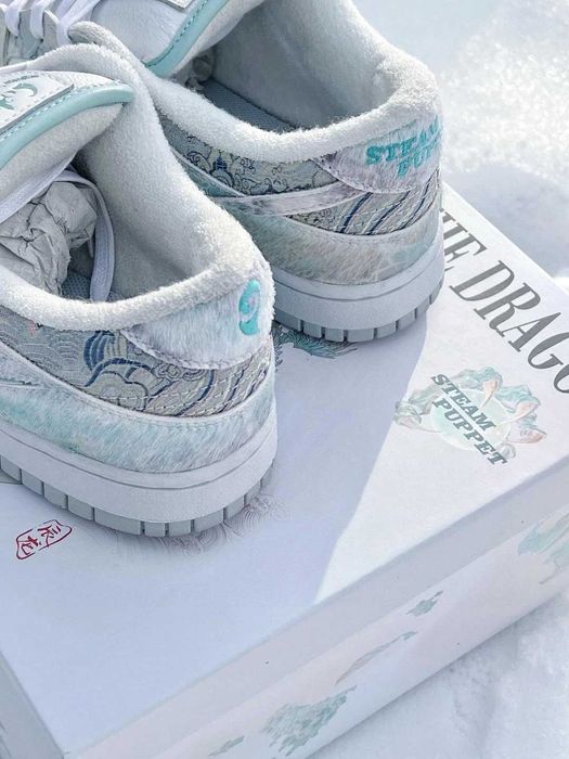 ЗНИЖКА‼️ 40 (25,5 см) Nike Dunk Year Dragon білі кеди найк дракон