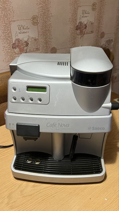 Кавомашина Saeco Café Nova (б/в)