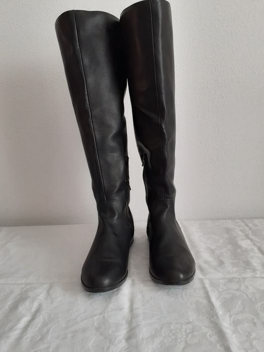 Botas de senhora até os joelhos T 40