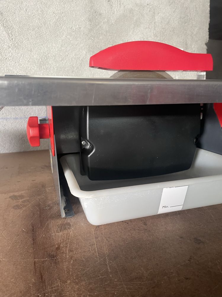 Maquina de cortar azulejo RUBI ND-200