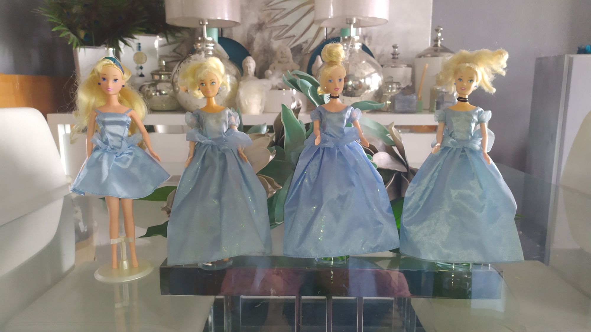 4 bonecas diferentes Cinderela da Disney para Simba toys